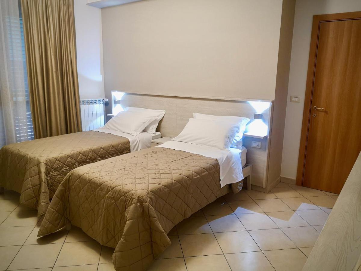 L'Arca - Bed & Breakfast In Lucera Centro Buitenkant foto