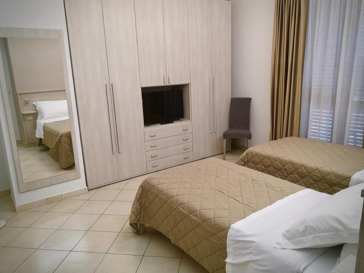 L'Arca - Bed & Breakfast In Lucera Centro Buitenkant foto